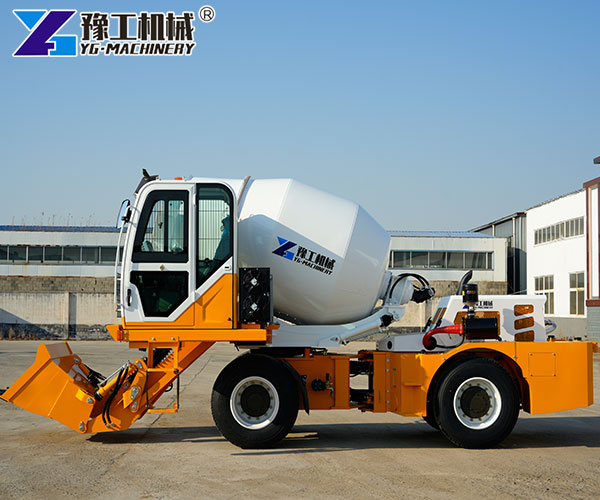 Automatic Self-loading concrete mixer