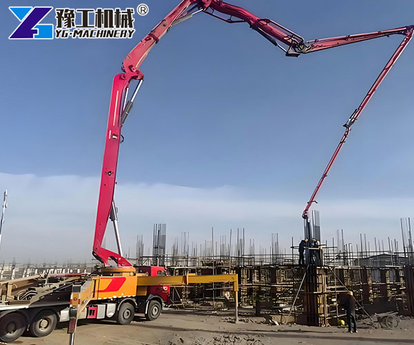 Boom concrete pump for high buildings