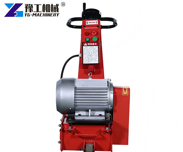 Concrete milling machine for roads