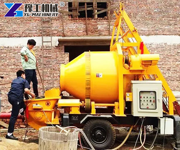 Concrete mixer pump for construction sites