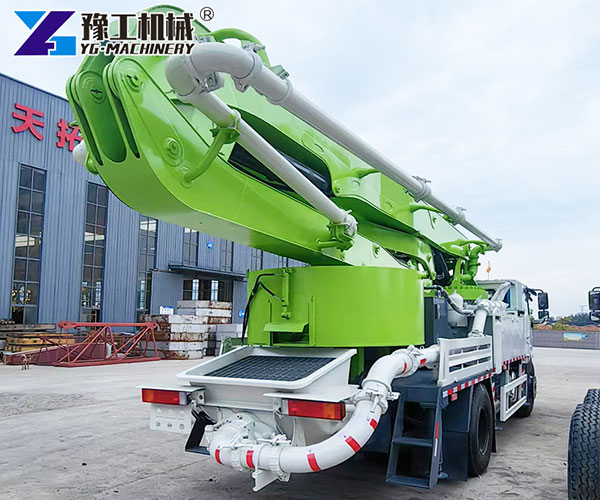 Concrete Pump Truck With Mixing Drum
