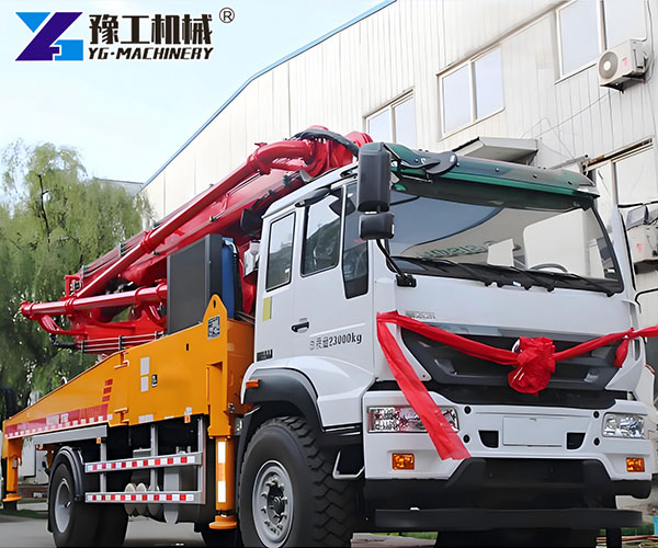 Concrete pumping equipment for construction