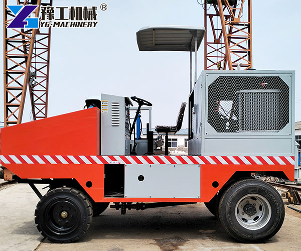 Continuous slipform curb equipment