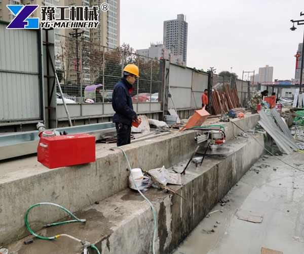 Electric motor high frequency wall saw