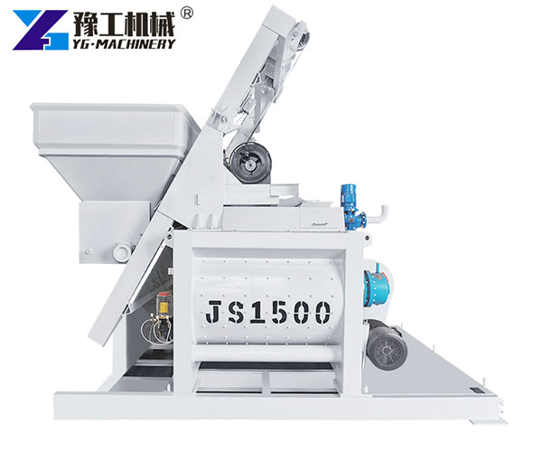 Forced concrete mixer with strong mixing blades