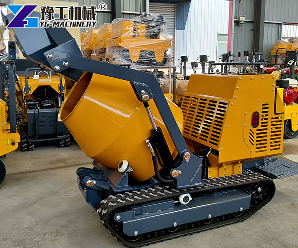 Mini Self-Loading Concrete Mixer On Site
