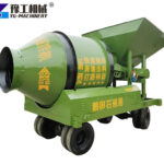 Mobile off-grid diesel concrete mixer