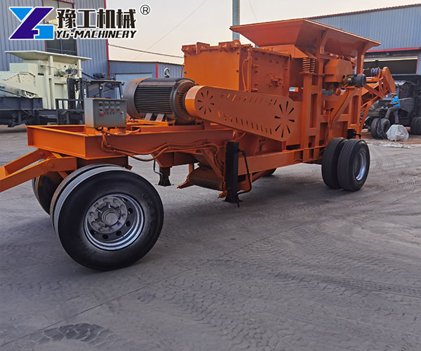 Portable mobile rock crusher plant