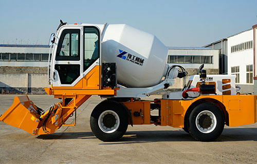 Self-Loading Concrete Mixer for Sale to Czech Republic