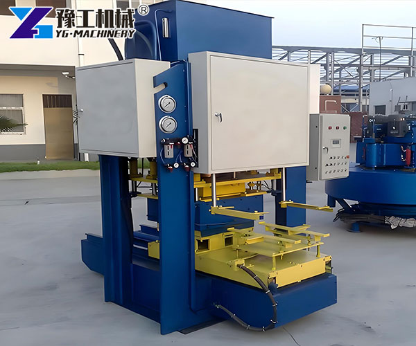 Automatic terrazzo floor tile machine