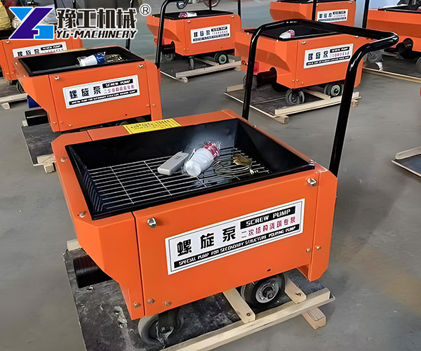 Concrete delivery pump compact design machine