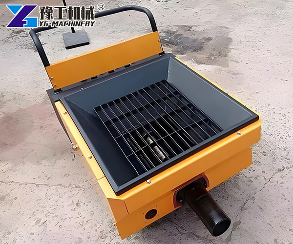 Screw concrete pump for small construction